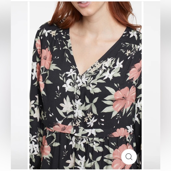 Chic Black Floral Long Sleeve Dress - Picture 8 of 10
